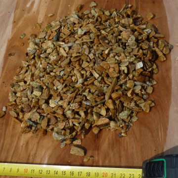 Крошка златолит